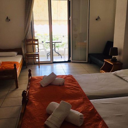 Araliki Apartments & Studios Loutra Edipsou  Pokoj fotografie